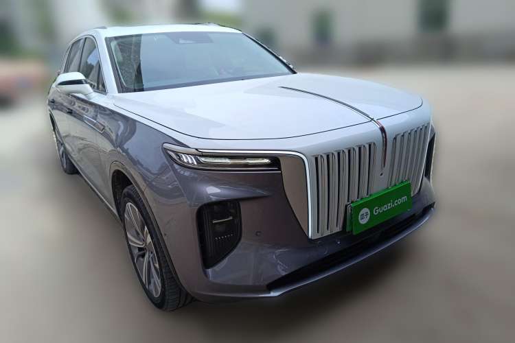 Used Hongqi E-HS9 2021 510 km Range Flagway Edition Six Seats Front Right 45 Deg