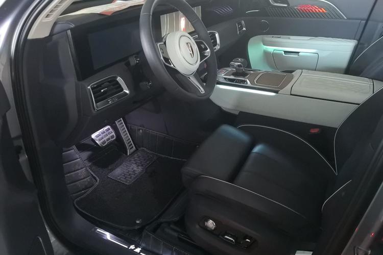 Used Hongqi E-HS9 2021 460 km Range Flagship Edition Six-Seater Interior 2