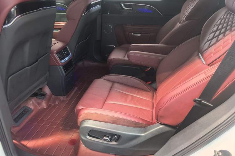 Used Hongqi E-HS9 2021 510 km Range Flagway Edition Six Seats Interior 3