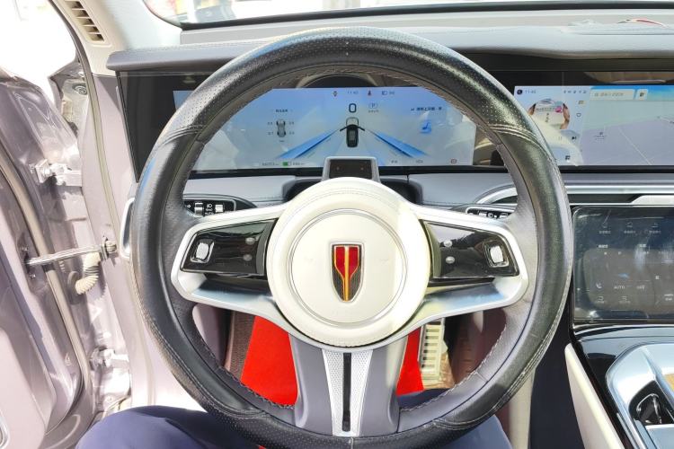 Used Hongqi E-HS9 2021 510 km Range Flagway Edition Six Seats Interior 3