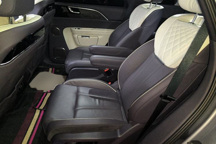 Used Hongqi E-HS9 2021 510 km Range Flagway Edition Six Seats Interior 4