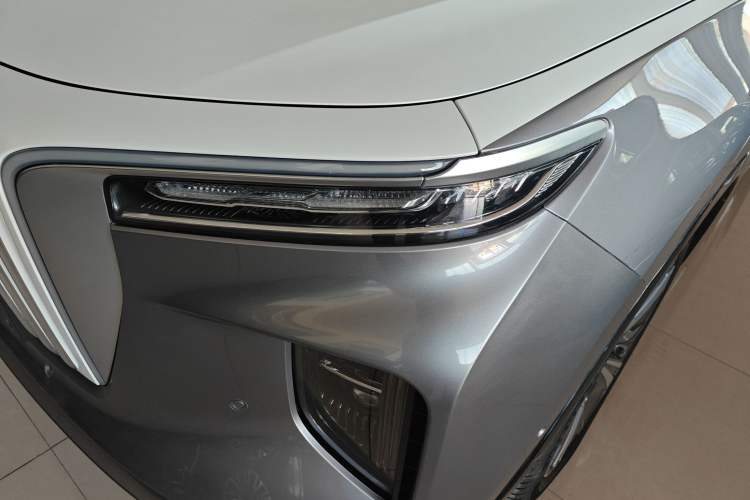 Used Hongqi E-HS9 2021 460 km Range Flagship Edition Six-Seater Left Front Headlight