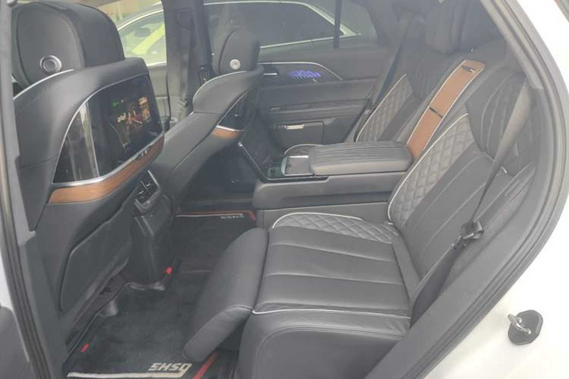 Used Hongqi E-HS9 2021 510 km Flagship Edition Four Seats Left Rear Seat