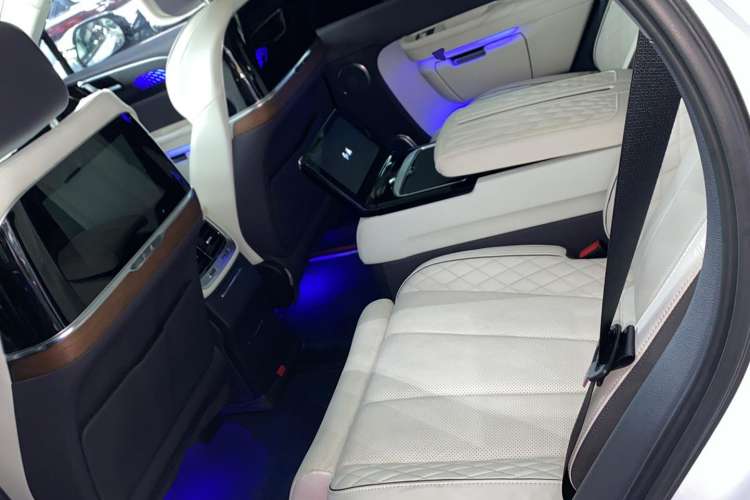 Used Hongqi E-HS9 2021 510 km Flagship Edition Four Seats Left Rear Seat
