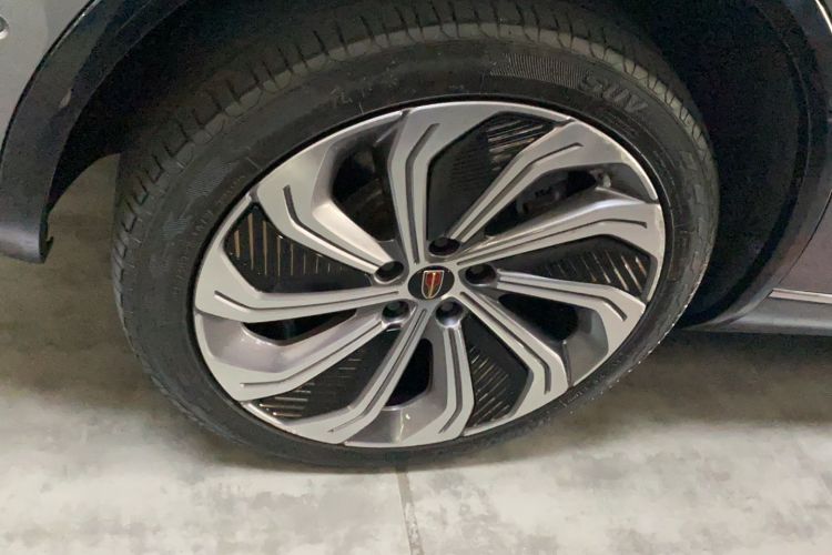 Used Hongqi E-HS9 2021 510 km Flagship Edition Four Seats Right Rear Wheel Hub