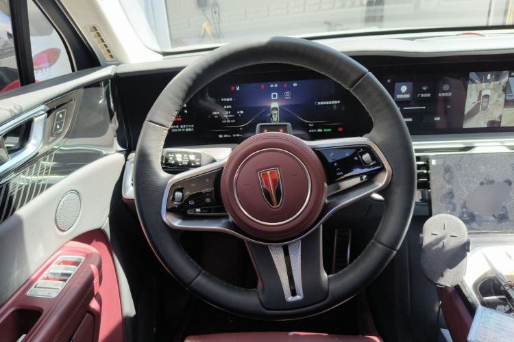 Used Hongqi E-HS9 2021 510 km Range Flagway Edition Six Seats Steering Wheel