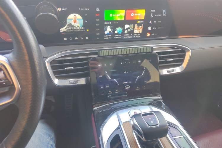 Used Hongqi E-HS9 2021 460 km Range Flagship Edition Six-Seater Audio And AC Panel
