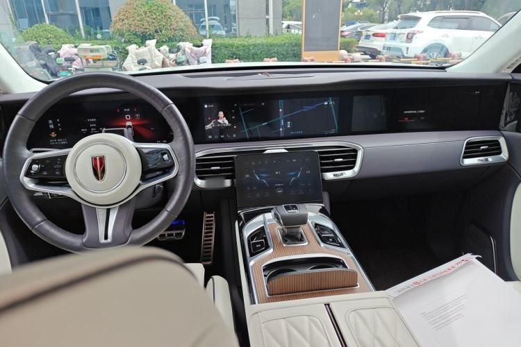 Used Hongqi E-HS9 2021 510 km Flagship Edition Four Seats Center Console