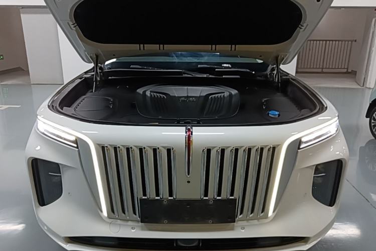 Used Hongqi E-HS9 2021 460 km Range Flagship Edition Six-Seater Engine Bay