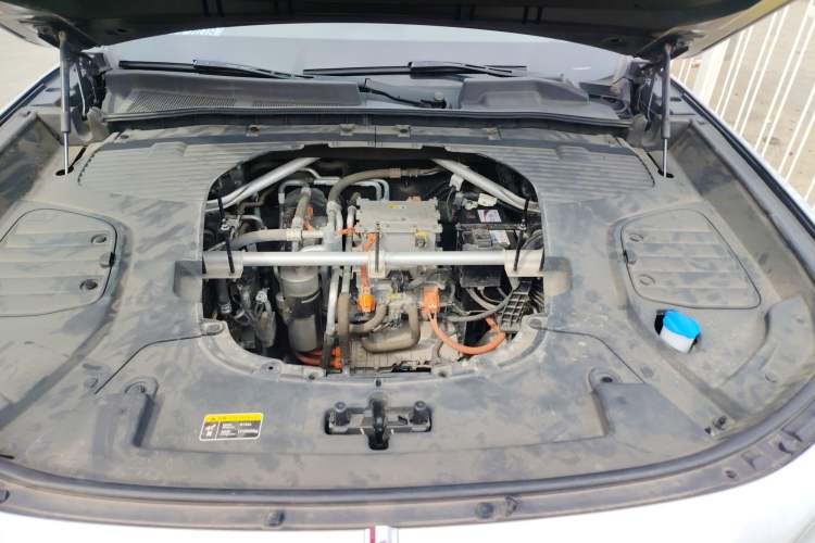 Used Hongqi E-HS9 2021 460 km Range Flagship Edition Six-Seater Engine Bay