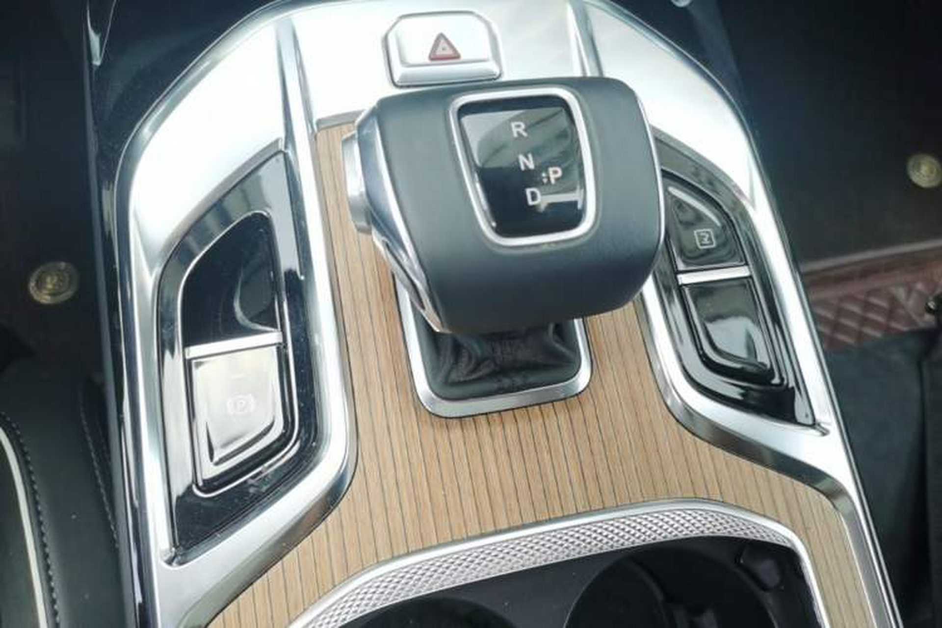 Used Hongqi E-HS9 2021 460 km Range Flagship Edition 7-Seater Gear Lever