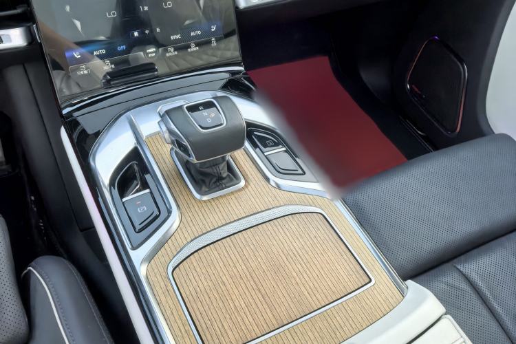 Used Hongqi E-HS9 2021 460 km Range Flagship Edition Six-Seater Gear Lever