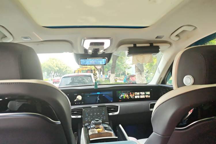 Used Hongqi E-HS9 2021 510 km Range Flagway Edition Six Seats Headliner