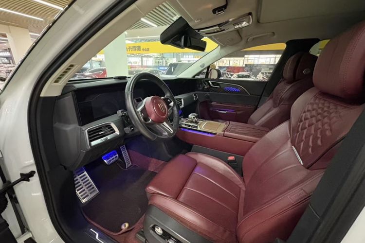 Used Hongqi E-HS9 2021 510 km Range Flagway Edition Six Seats Interior 2