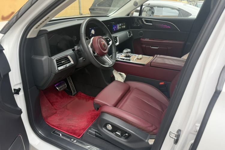 Used Hongqi E-HS9 2021 510 km Range Flagway Edition Six Seats Interior 2