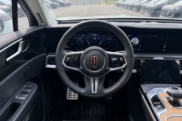 Used Hongqi E-HS9 2021 460 km Range Flagship Edition 7-Seater Interior 5