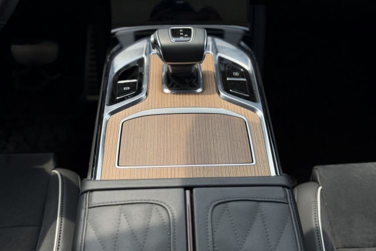 Used Hongqi E-HS9 2021 460 km Range Flagship Edition 7-Seater Interior 7