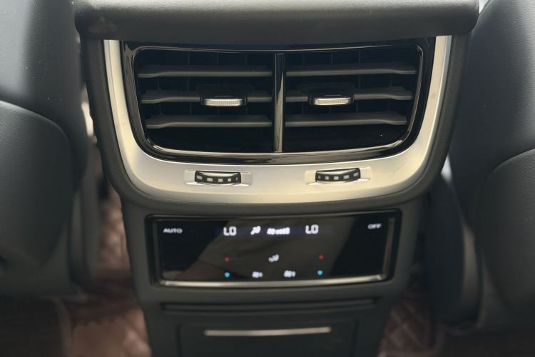Used Hongqi E-HS9 2021 460 km Range Flagship Edition 7-Seater Interior 8