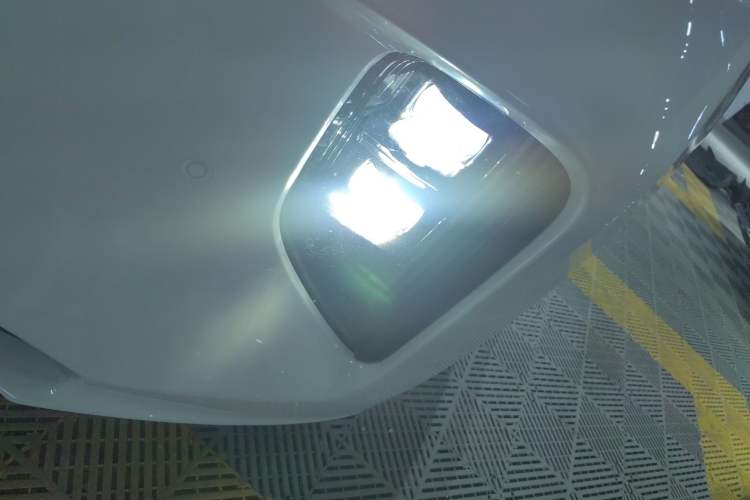 Used Hongqi E-HS9 2021 510 km Range Flagway Edition Six Seats Left Front Headlight