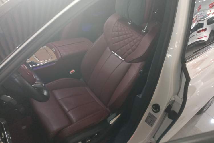 Used Hongqi E-HS9 2021 510 km Range Flagway Edition Six Seats Left Front Seat