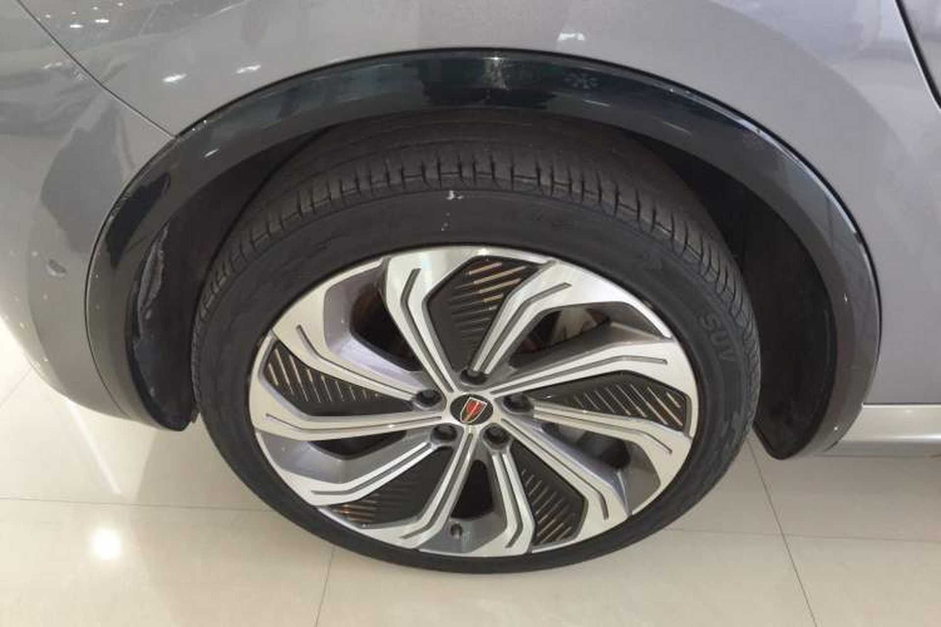Used Hongqi E-HS9 2021 510 km Flagship Edition Four Seats Left Front Wheel Hub