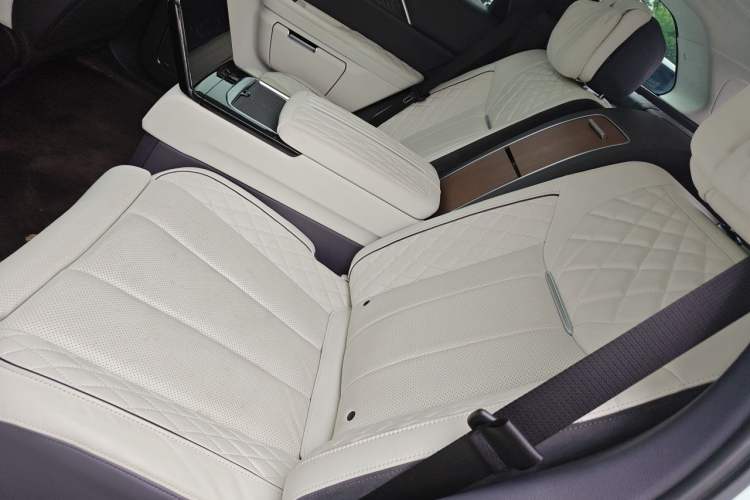 Used Hongqi E-HS9 2021 510 km Flagship Edition Four Seats Left Rear Seat