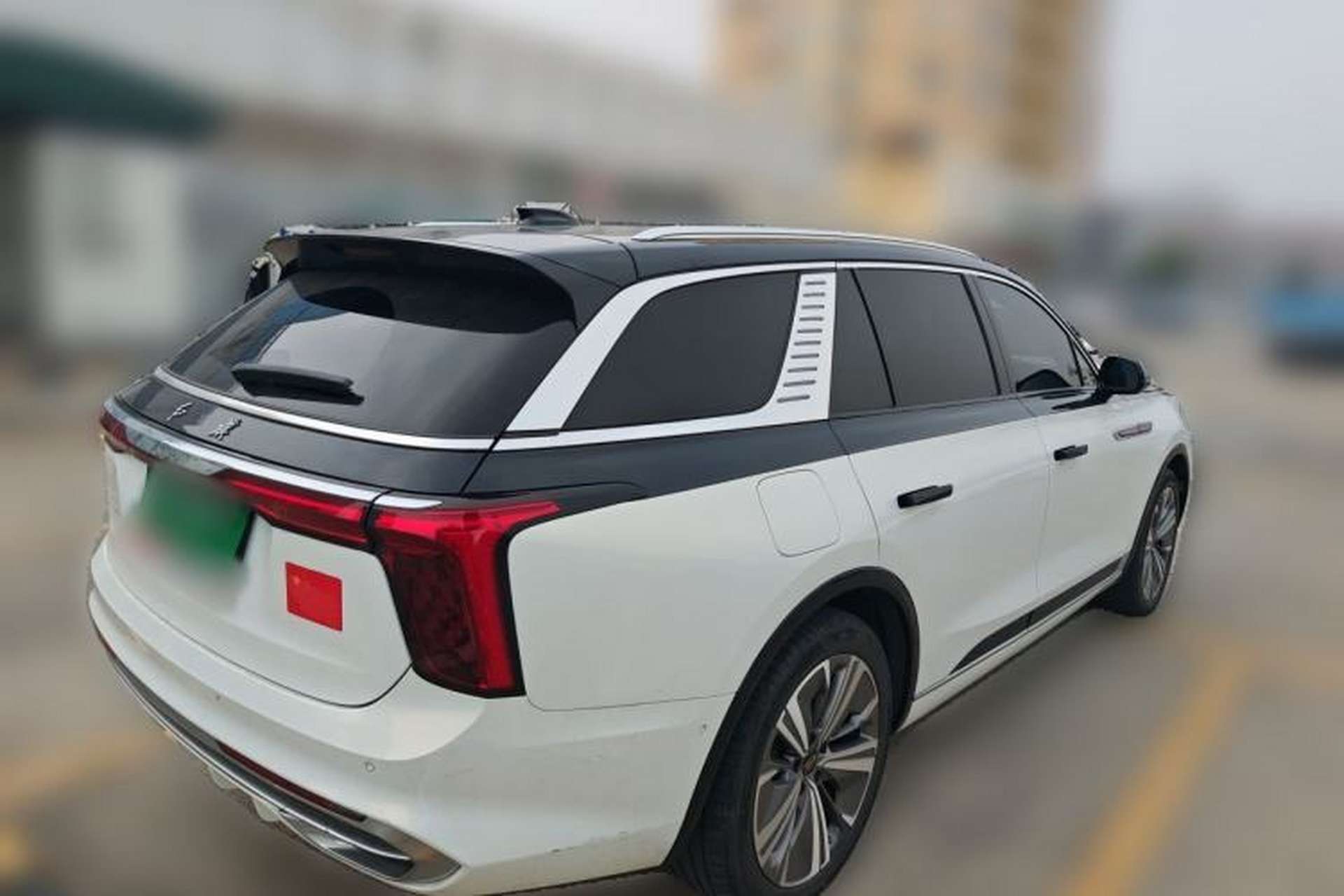 Used Hongqi E-HS9 2021 460 km Range Flagship Edition Six-Seater Rear Right 45 Deg