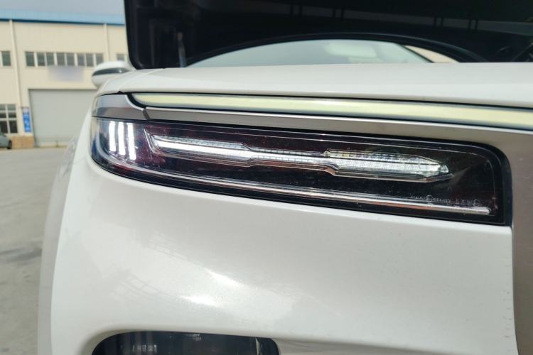 Used Hongqi E-HS9 2021 460 km Range Flagship Edition Six-Seater Right Front Headlight