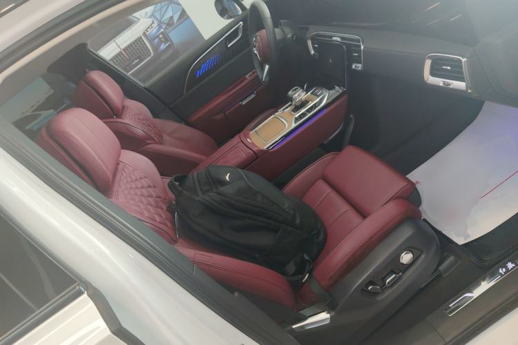 Used Hongqi E-HS9 2021 510 km Range Flagway Edition Six Seats Right Front Seat