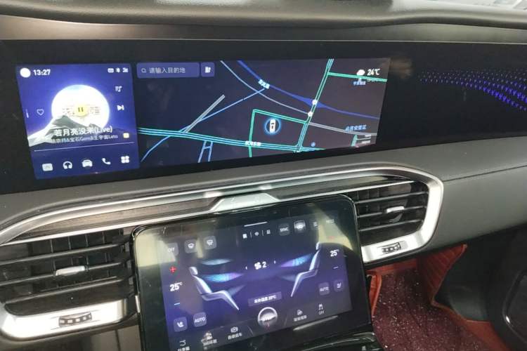 Used Hongqi E-HS9 2022 690 km Range Flagship Edition Six Seats Audio And AC Panel