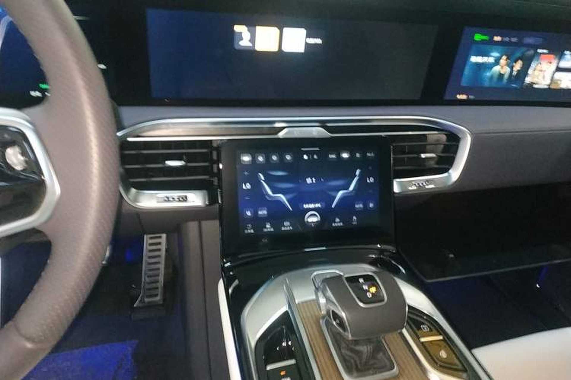 Used Hongqi E-HS9 2022 660 km Range Flagship Edition Four Seats Audio And AC Panel