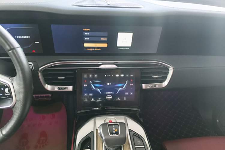 Used Hongqi E-HS9 2022 690 km Range Flagship Edition Six Seats Audio And AC Panel