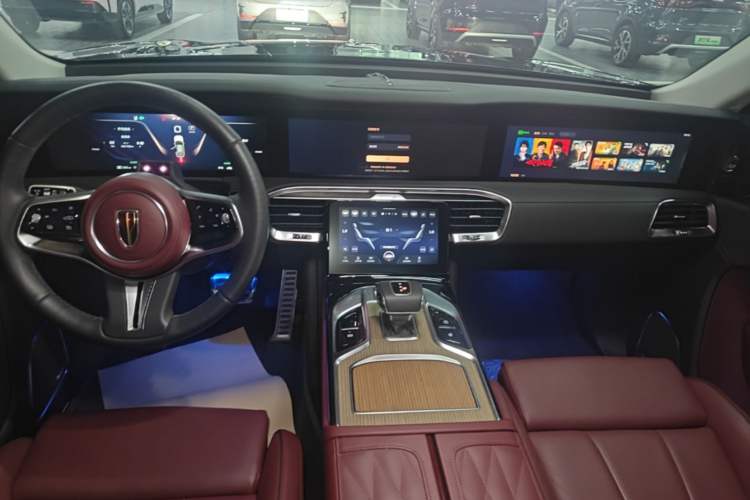 Used Hongqi E-HS9 2022 660 km Range Flagway Edition Six Seats Audio And AC Panel