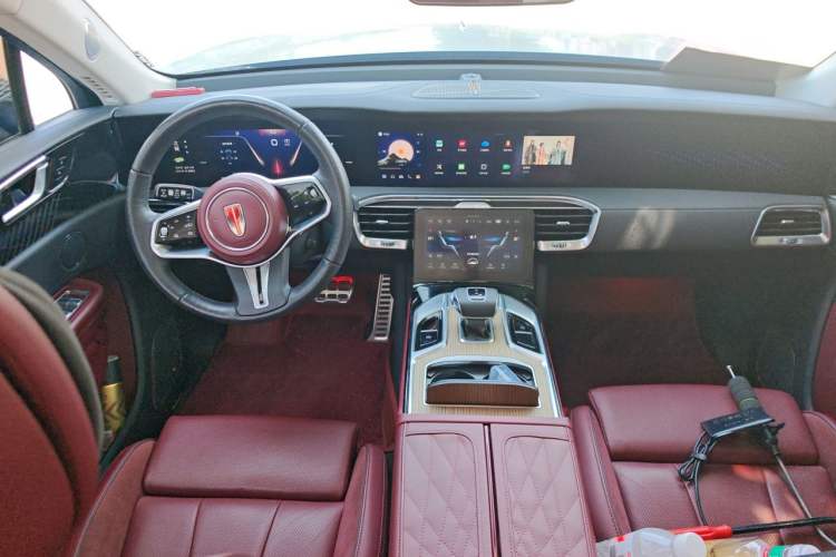 Used Hongqi E-HS9 2022 690 km Range Flagship Edition Six Seats Center Console