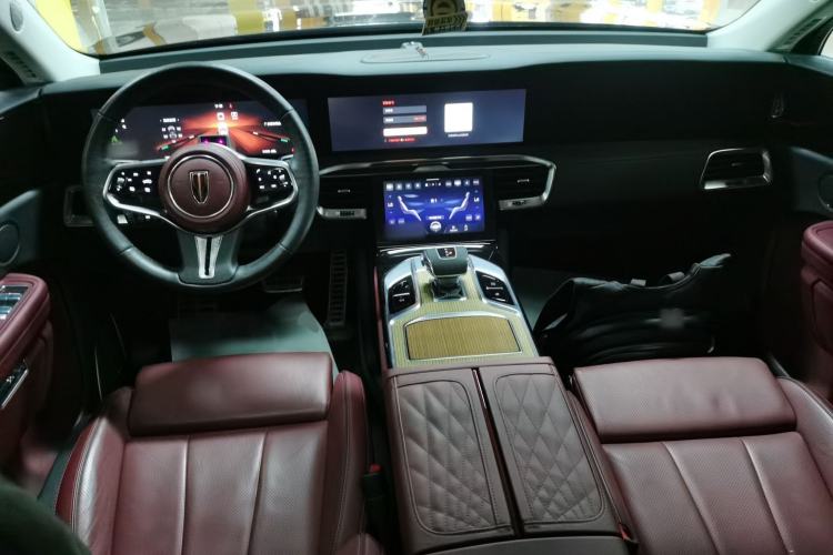 Used Hongqi E-HS9 2022 660 km Range Flagway Edition Six Seats Center Console