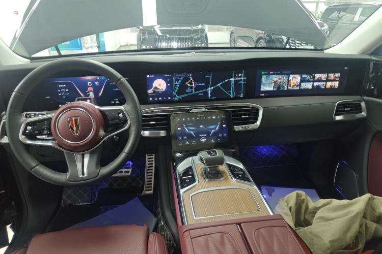 Used Hongqi E-HS9 2022 660 km Range Flagway Edition Six Seats Center Console