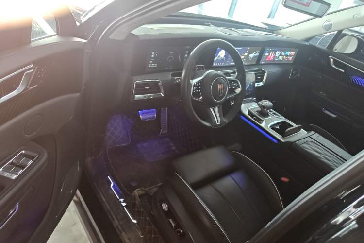 Used Hongqi E-HS9 2022 660 km Range Flagway Edition Six Seats Driver Seat