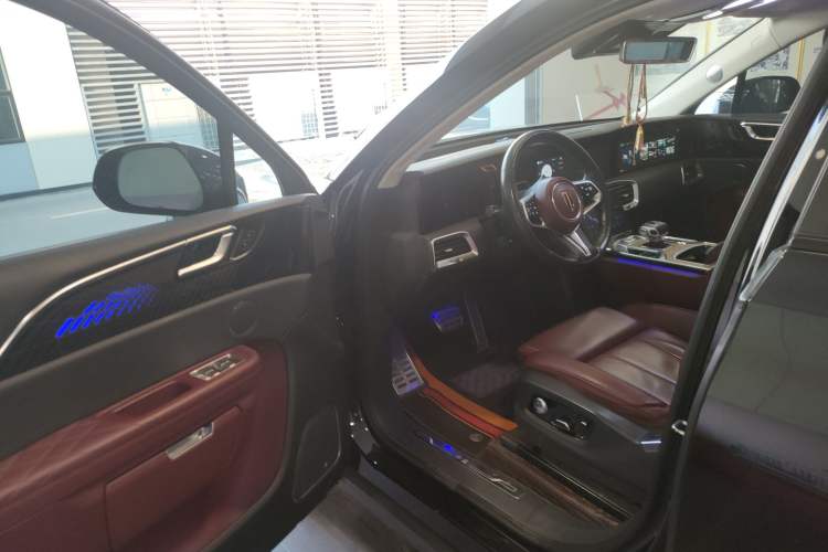 Used Hongqi E-HS9 2022 660 km Range Flagway Edition Six Seats Driver Seat