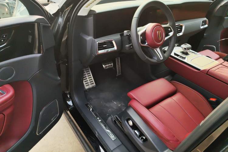 Used Hongqi E-HS9 2022 690 km Range Flagship Edition Six Seats Driver Seat