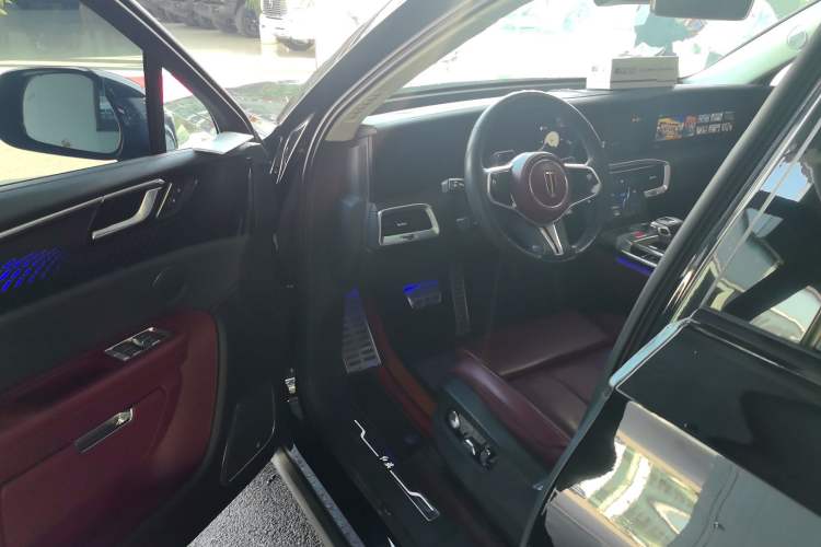 Used Hongqi E-HS9 2022 660 km Range Flagway Edition Six Seats Driver Seat