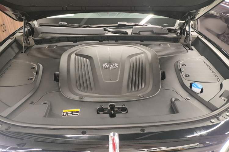 Used Hongqi E-HS9 2022 690 km Range Flagship Edition Six Seats Engine Bay