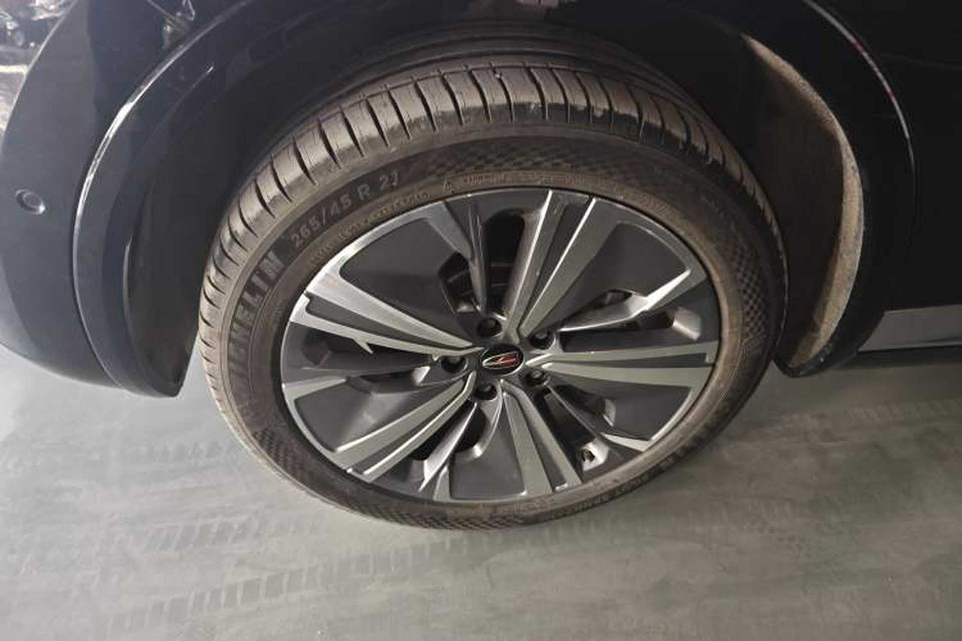 Used Hongqi E-HS9 2022 660 km Range Flagway Edition Six Seats Exterior 4