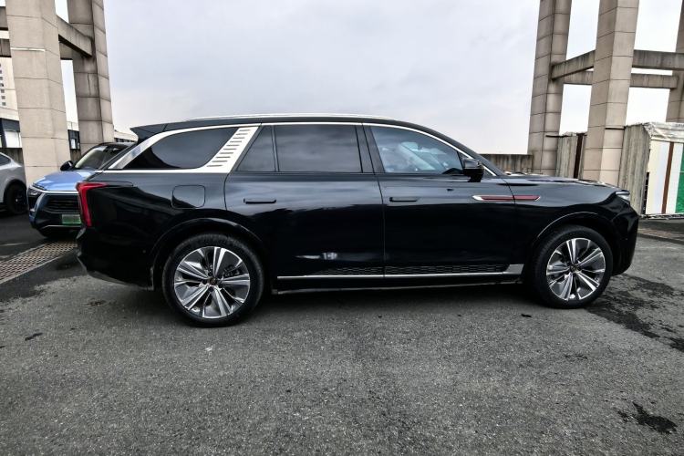 Used Hongqi E-HS9 2022 690 km Range Flagship Edition Six Seats Exterior 4