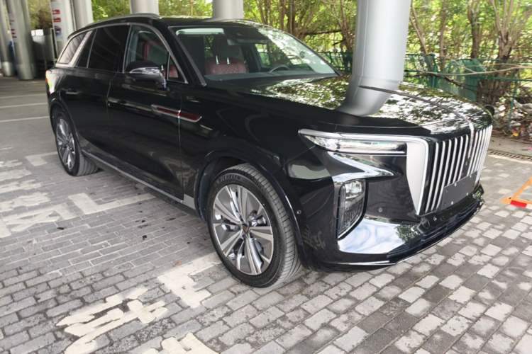 Used Hongqi E-HS9 2022 690 km Range Flagship Edition Six Seats Front Right 45 Deg
