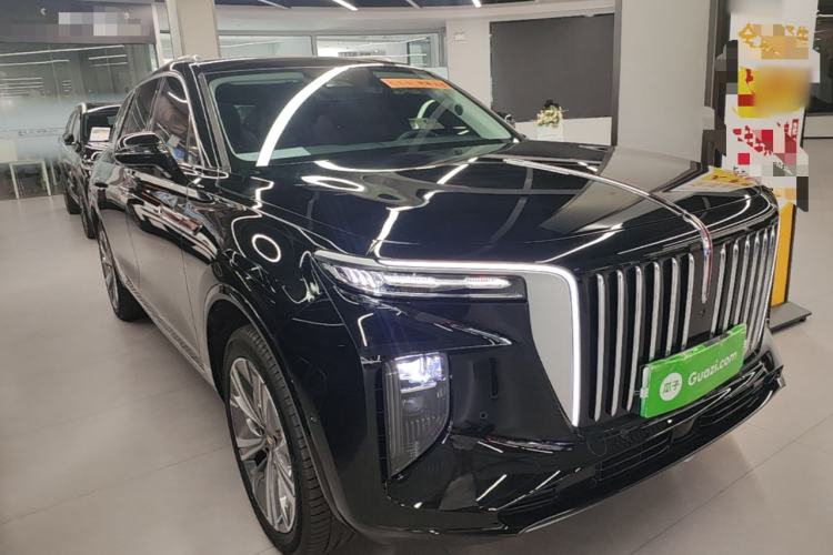 Used Hongqi E-HS9 2022 660 km Range Flagway Edition Six Seats Front Right 45 Deg
