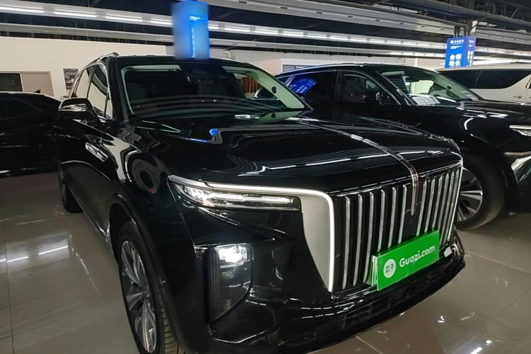 Used Hongqi E-HS9 2022 660 km Range Flagway Edition Six Seats Front Right 45 Deg