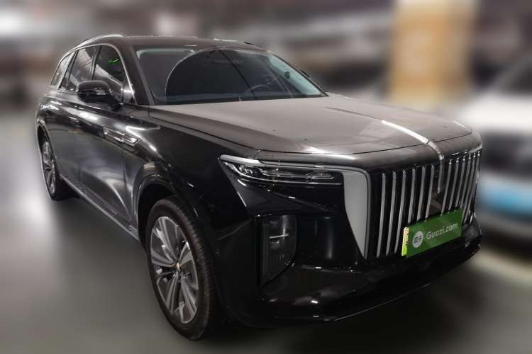 Used Hongqi E-HS9 2022 690 km Range Flagship Edition Six Seats Front Right 45 Deg