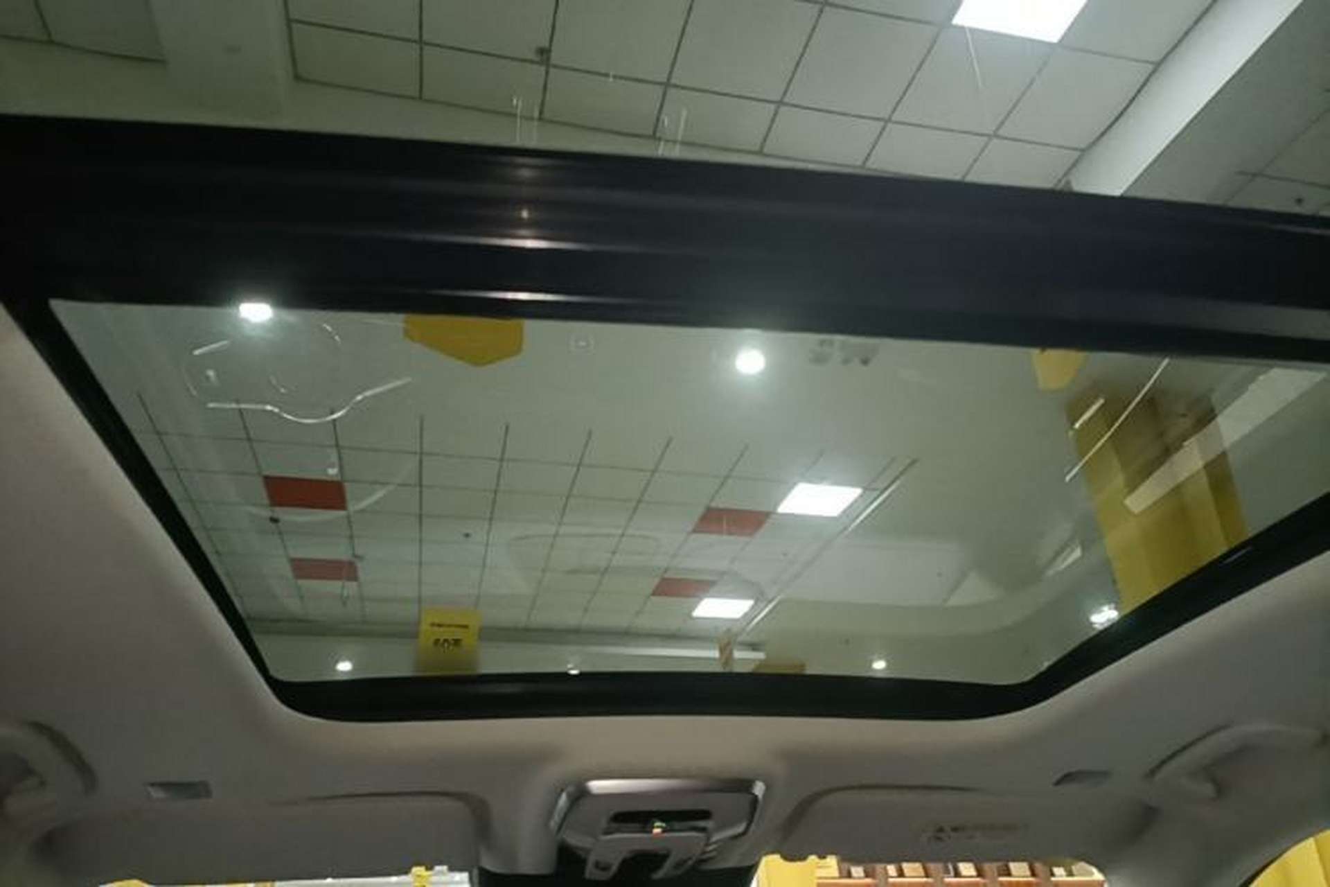 Used Hongqi E-HS9 2022 690 km Range Flagship Edition Six Seats Headliner