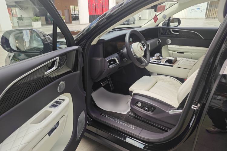Used Hongqi E-HS9 2022 660 km Range Flagship Edition Four Seats Interior 1