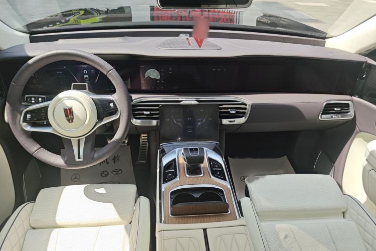Used Hongqi E-HS9 2022 660 km Range Flagship Edition Four Seats Interior 3